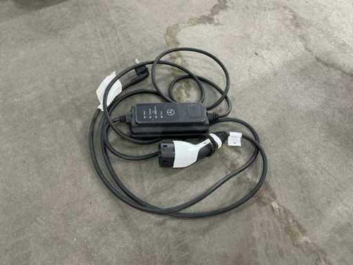 Mercedes - Benz - Încărcător de baterii auto