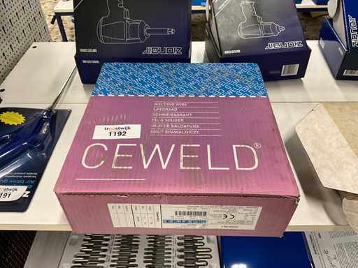 Saldatrice a filo Ceweld SG2