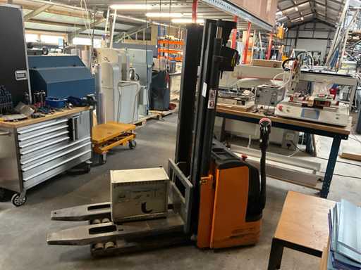 2008 Still EGV 20 Electric Pallet Truck