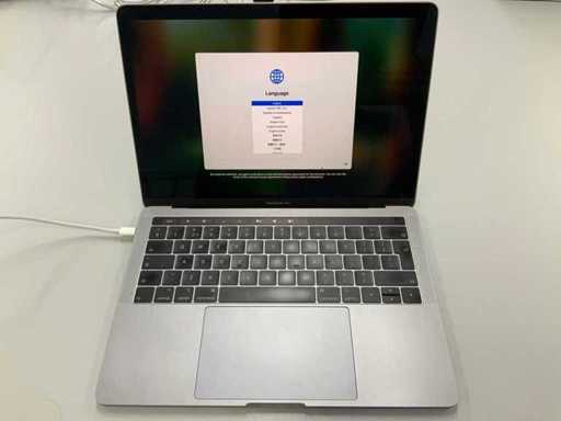 Apple A1989 13-Zoll MacBook Pro MR9Q2N/A Laptop