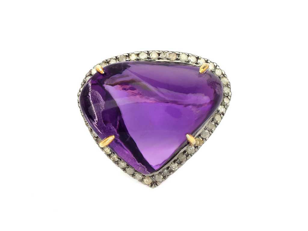(Certified) Ring With Natural Amethyst And Diamonds 15.57g