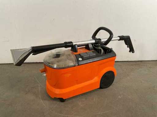 2018 Kärcher Puzzi 10/1 Carpet Cleaner