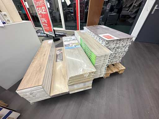 Charge Bodenreste auf zwei Paletten