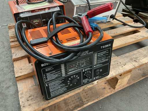 Bosch T12 200 E Acculader