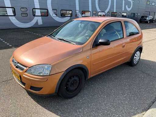 2005er Opel Corsa 1.2 Personenwagen 75-RG-GK