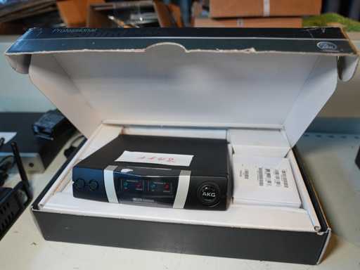 AKG - PS 4000 W - Antennen-Leistungssplitter