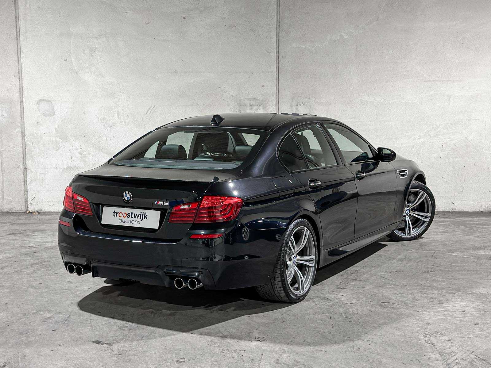 BMW M5 F10 4.4 V8 560PK 2014 5-Series, 3-ZLJ-94