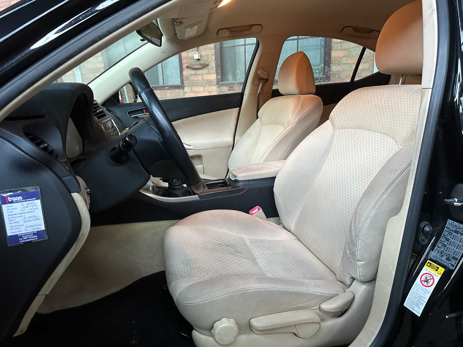 Lexus IS 250 Business 205pk 2006, 61-SP-LK