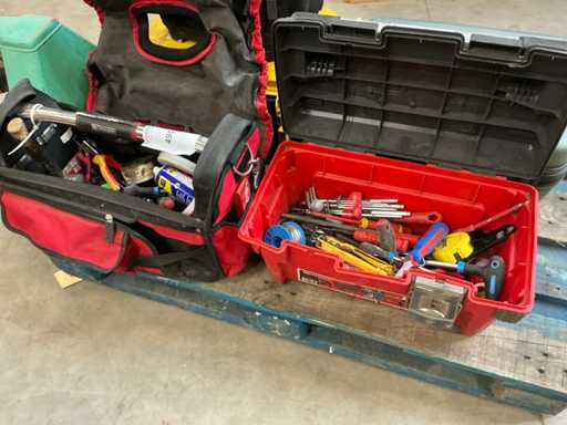 Cutie de unelte cu conținut (2x)