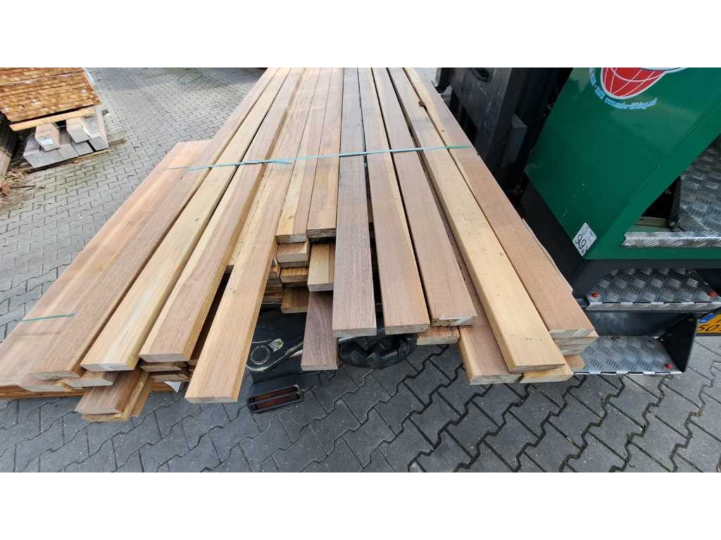 Tavole di legno duro Ipé 25x70mm, lunghezza 275cm (99x)