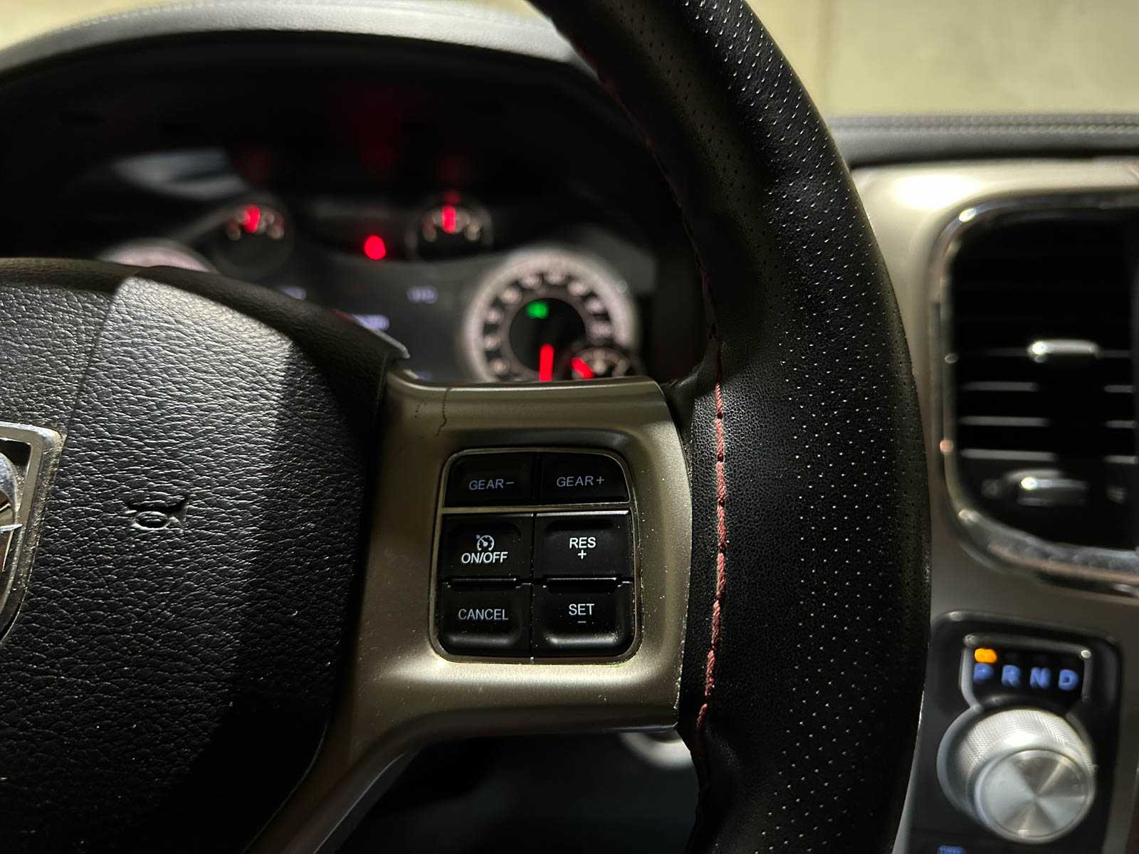 Dodge Ram 1500 5.7 V8 4x4 QC 6'4 401pk 2014 LPG (Origineel-NL) (BTW), VG-248-G