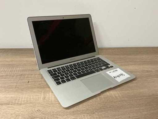Apple Macbook Air7,2 Laptop
