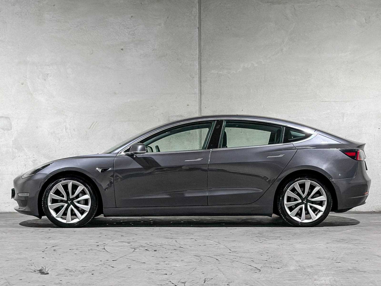 Tesla Model 3 Long Range AWD 75 kWh 351pk 2019 (Origineel-NL+1e eigenaar), G-945-XH