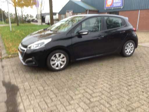 2017 Peugeot 208 1.2 PureT. Blue Lion Personenauto