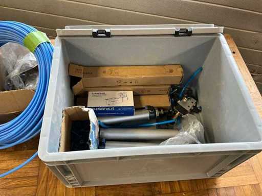 Caja Auer con repuestos para válvulas de compuerta neumáticas (sistema de extracción)