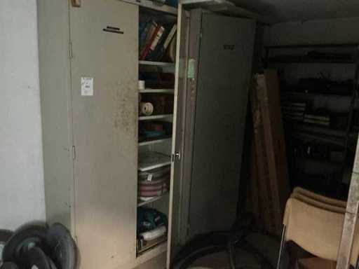 Metalen 2-deurs archiefkast (2x)
