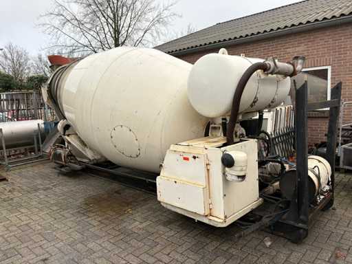 Betonmixer met eigen motor