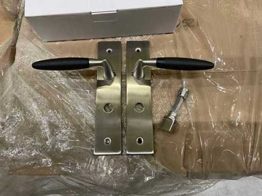 Ensembles de poignées de porte pour toilettes Balistik 63/8 mm (170x)