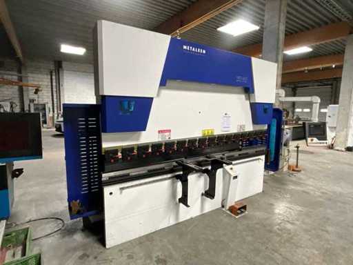 2025 Metaleen WE67K-160T/3200 CNC Hydraulikpresse.