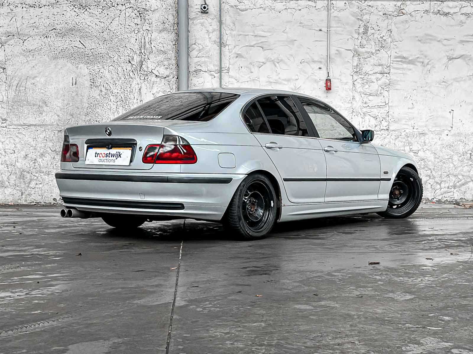 BMW 320i Executive 6-cylinder 150hp 1998, XJ-DS-29