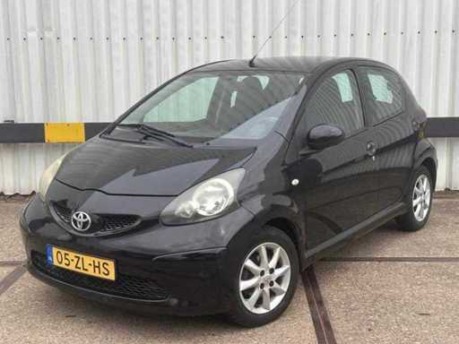 Toyota Aygo 1.0 12V plus, 05-ZL-HS