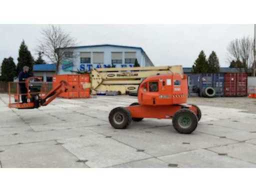 6c0445b8-952e-42d8-a432-447c1b63cfa4.mp4