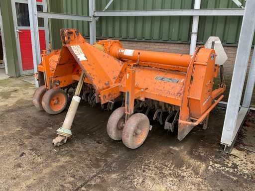 2003 Bush 3RF-250 Fresa