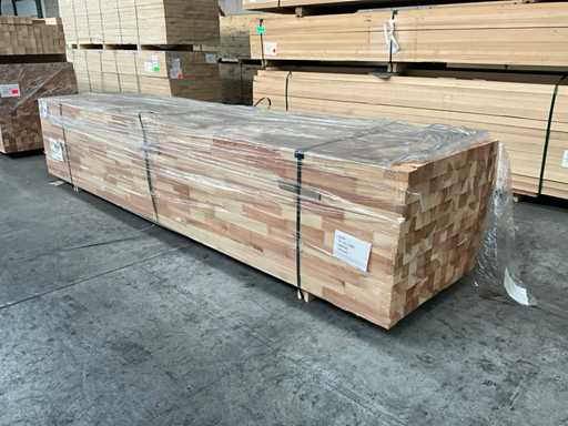 Belka świerkowa (140x)