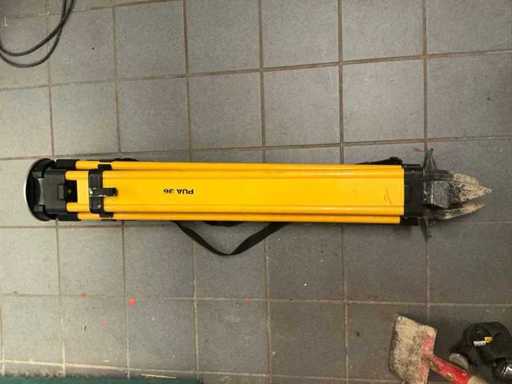 Tripod Hilti