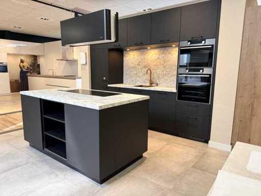 Schüller - Cucina espositiva con elettrodomestici Atag/Novy