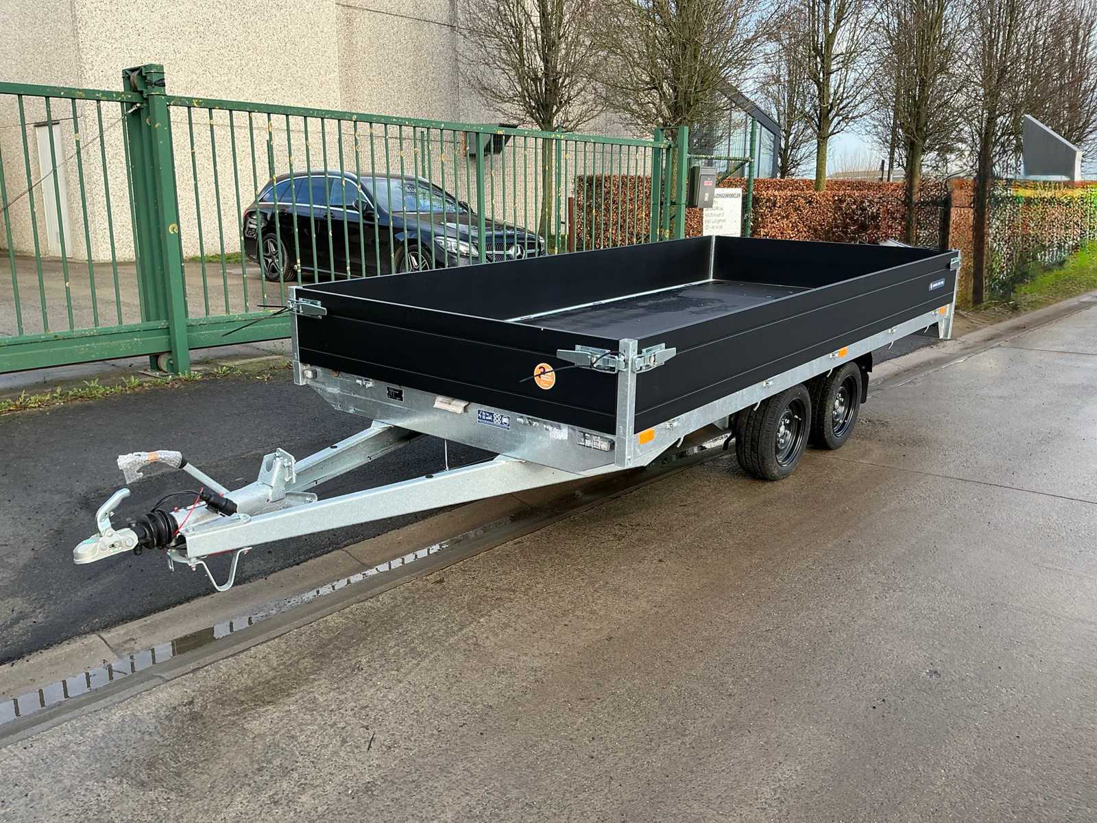 2025 Saris C2C Trailer