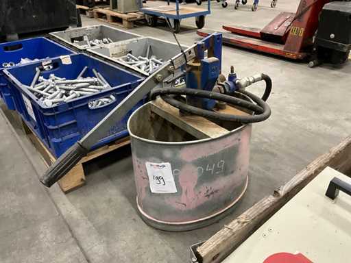 Pompe à pression à seau