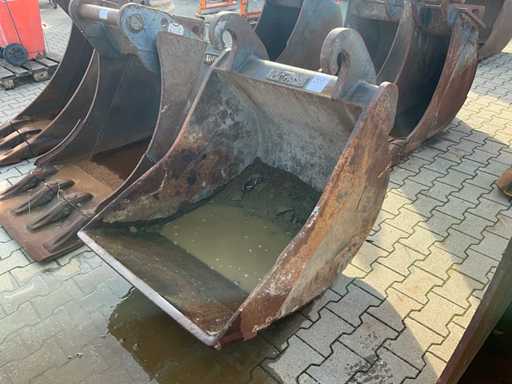 2015 Eurosteel D0V055-2 buldoexcavator CW30