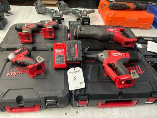 Milwaukee Akku-Werkzeug-Set