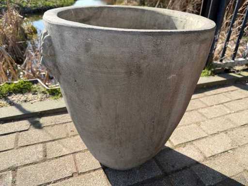 Vaso di fiori con testa di leone alta 53 cm