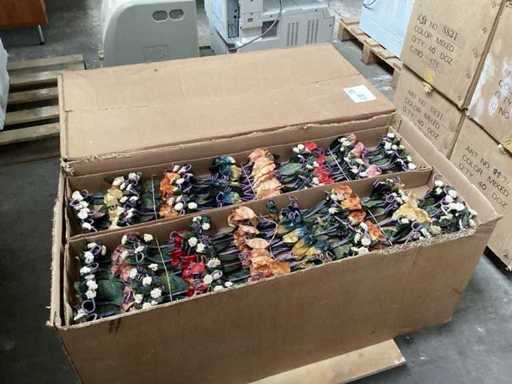 Latex ornamental flowers