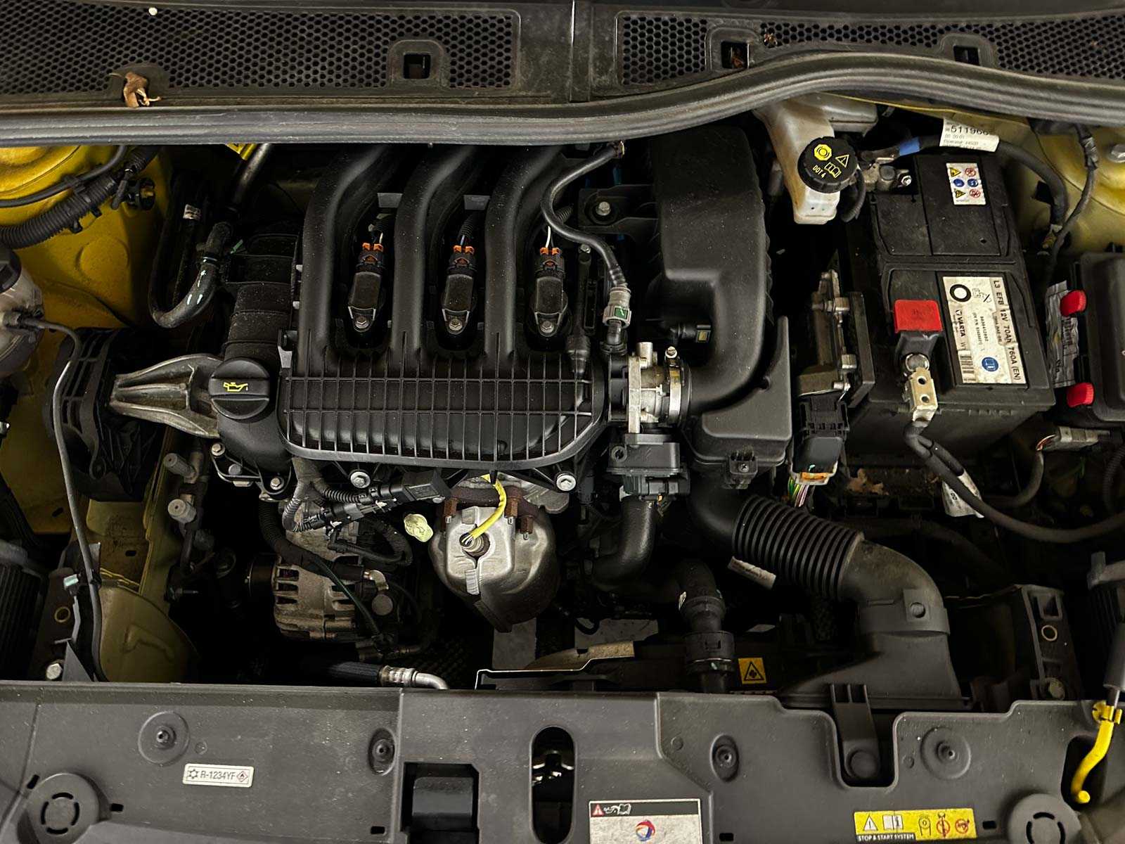 Peugeot 208 1.2 PureTech Like 75pk 2013, R-956-ZL