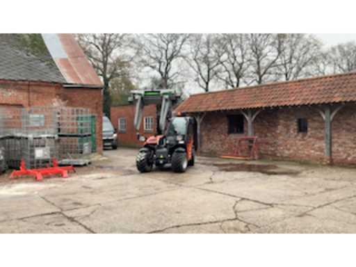 14d738d1-81e5-4882-b695-9c966f477281.mp4