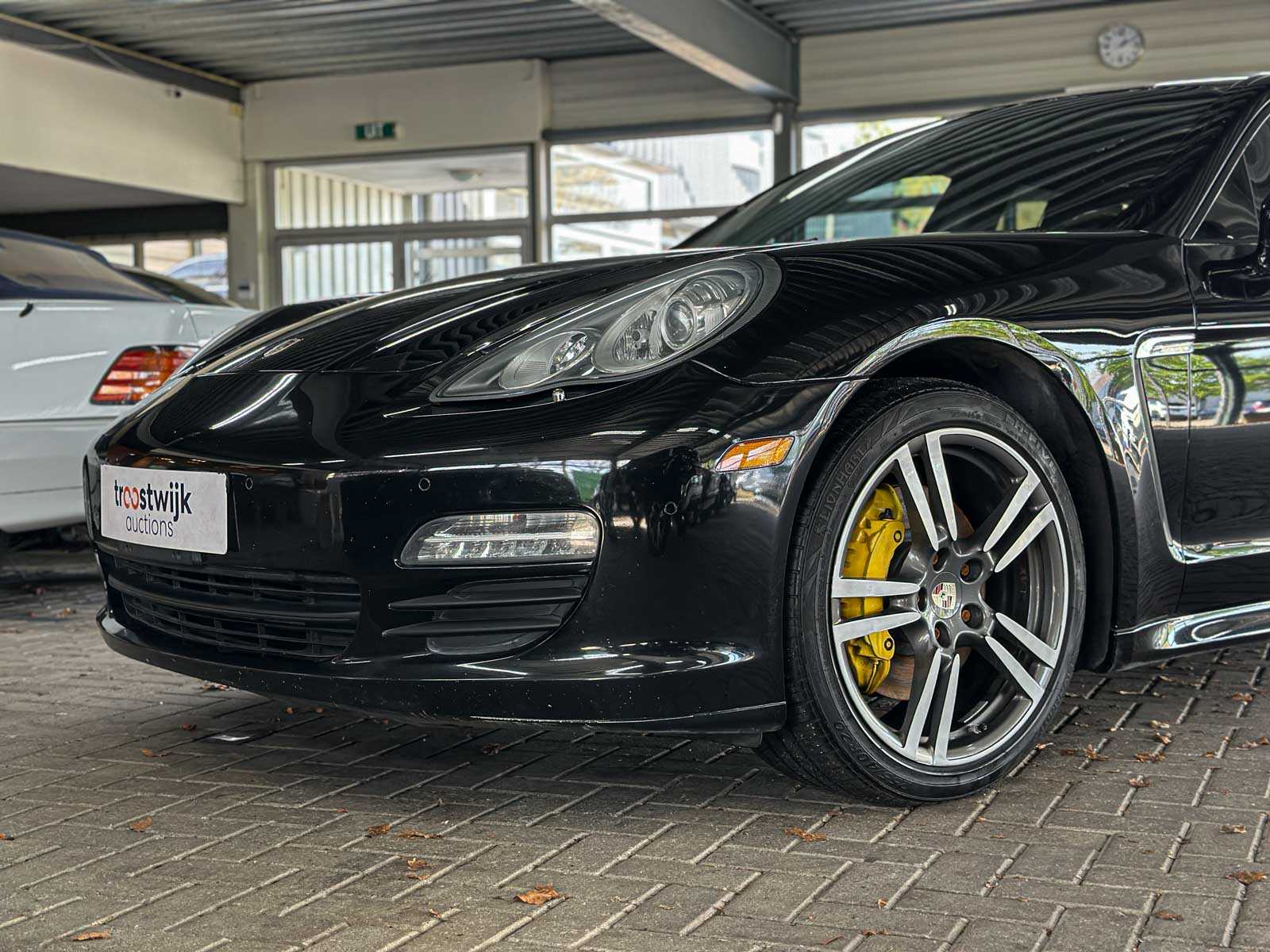 Porsche Panamera S 4.8 V8 405pk 2012