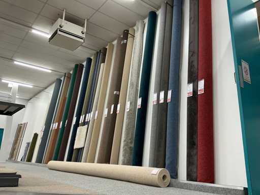 Batch of carpet rolls