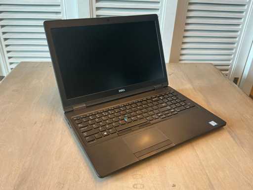 Notebooki — Dell Inc. — Latitude 5580