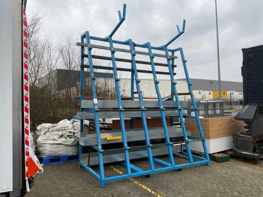 Suport lung pentru materiale