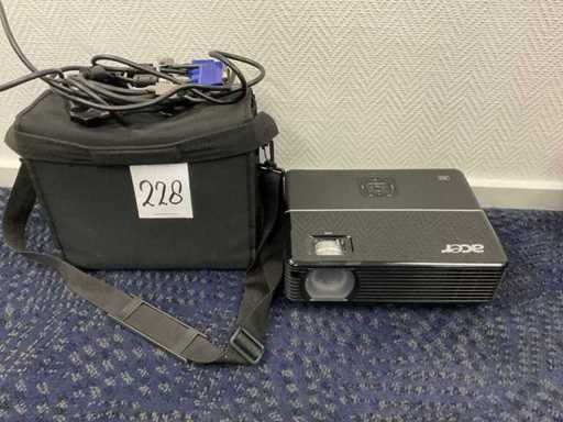 Acer DSV0701 P1165 DLP Projector