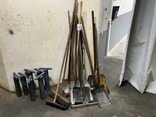 Item Cleaning Material