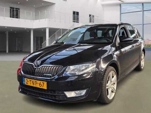 Skoda Octavia Combi 1.6 TDI Greenline Businessline; 2-TNP-67