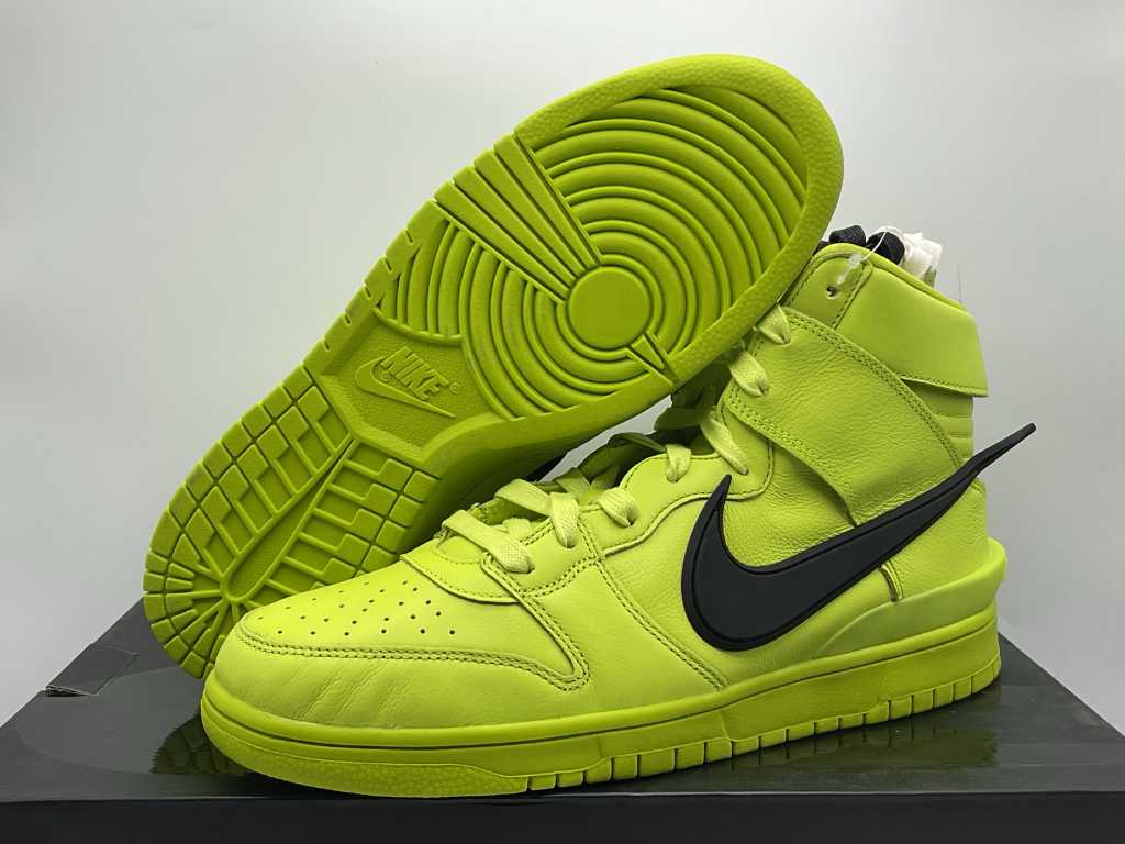 Nike Dunk High Ambush Flash Lime Sneakers 44 1/2