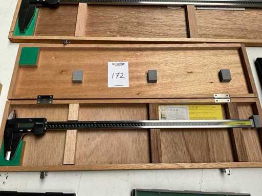 Mitutoyo Absolute digimatic Digital caliper 600 mm