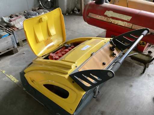 POLI Spazzatrice, manuale elettrica