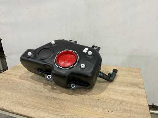 Ford - Plastikowy zbiornik