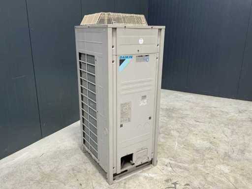 2014 Daikin ERQ125A7W1B Chiller